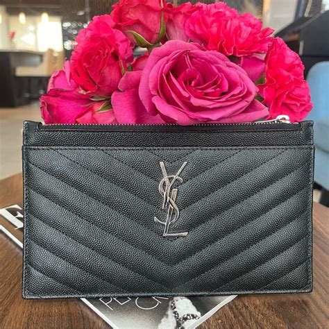 YSL pouch monogramme grain de poudre tech 